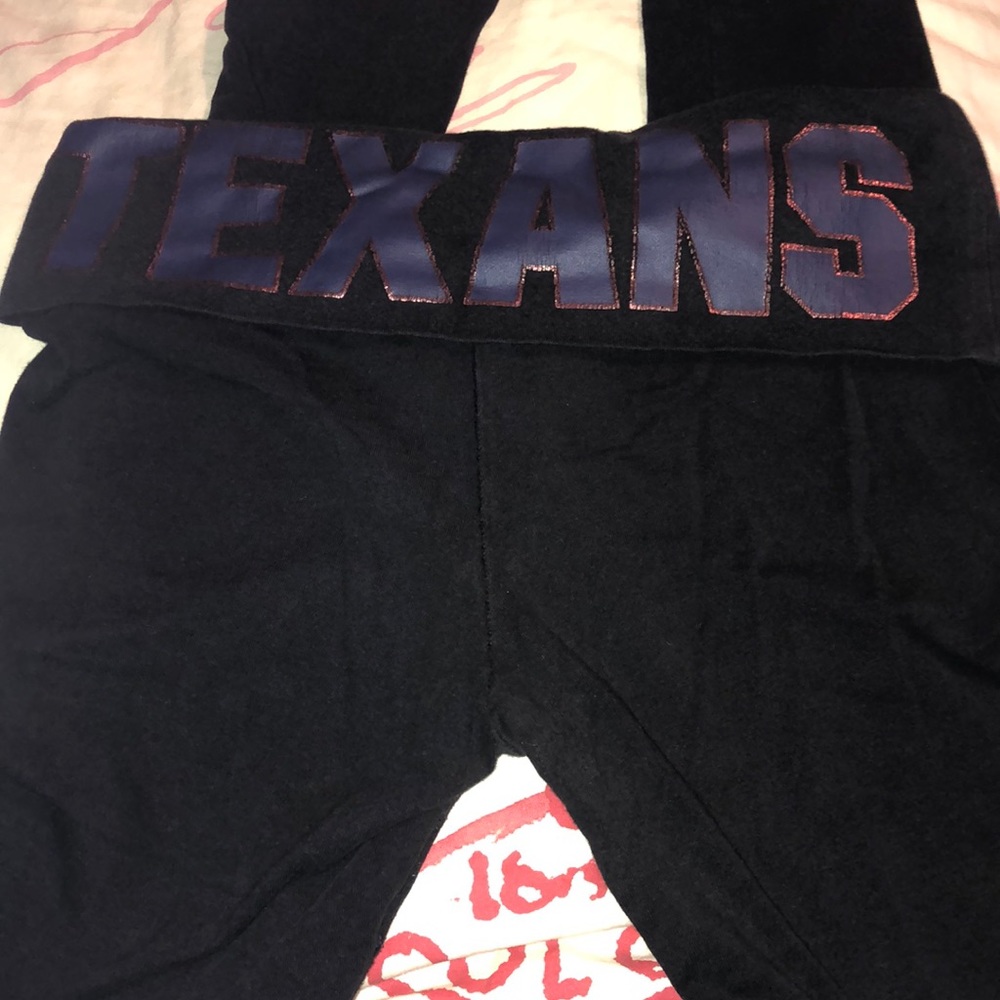 PINK NFL LEGGINGS